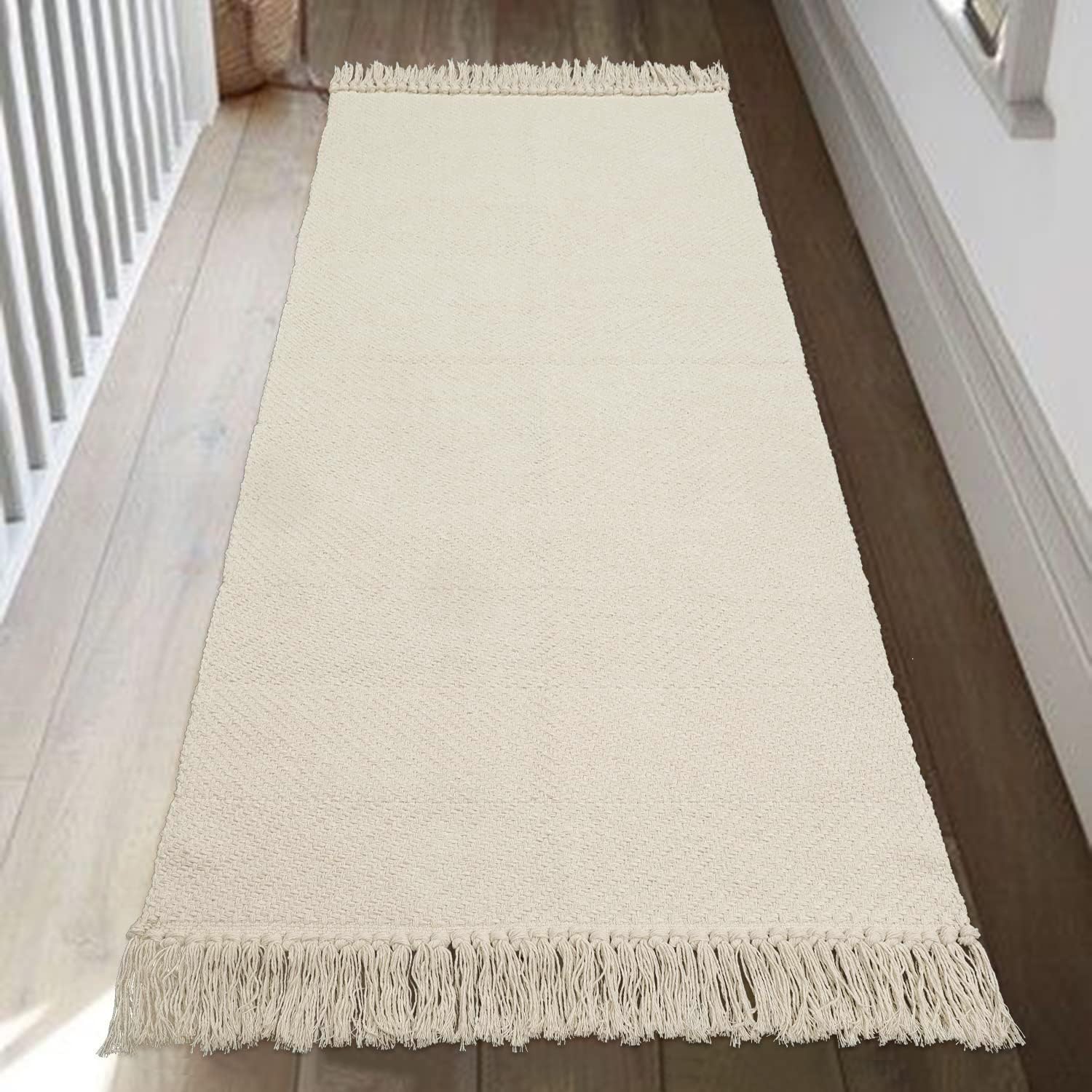 Collive Comfy Area Rug 4' x 6', Tan/Cream Woven Cotton Bedroom Rugs, Modern Indoor Accent Rug Floor Carpet with Tassel for Living Room, Nursery Room, Dining Room, Bedside, Office, Patio Decor