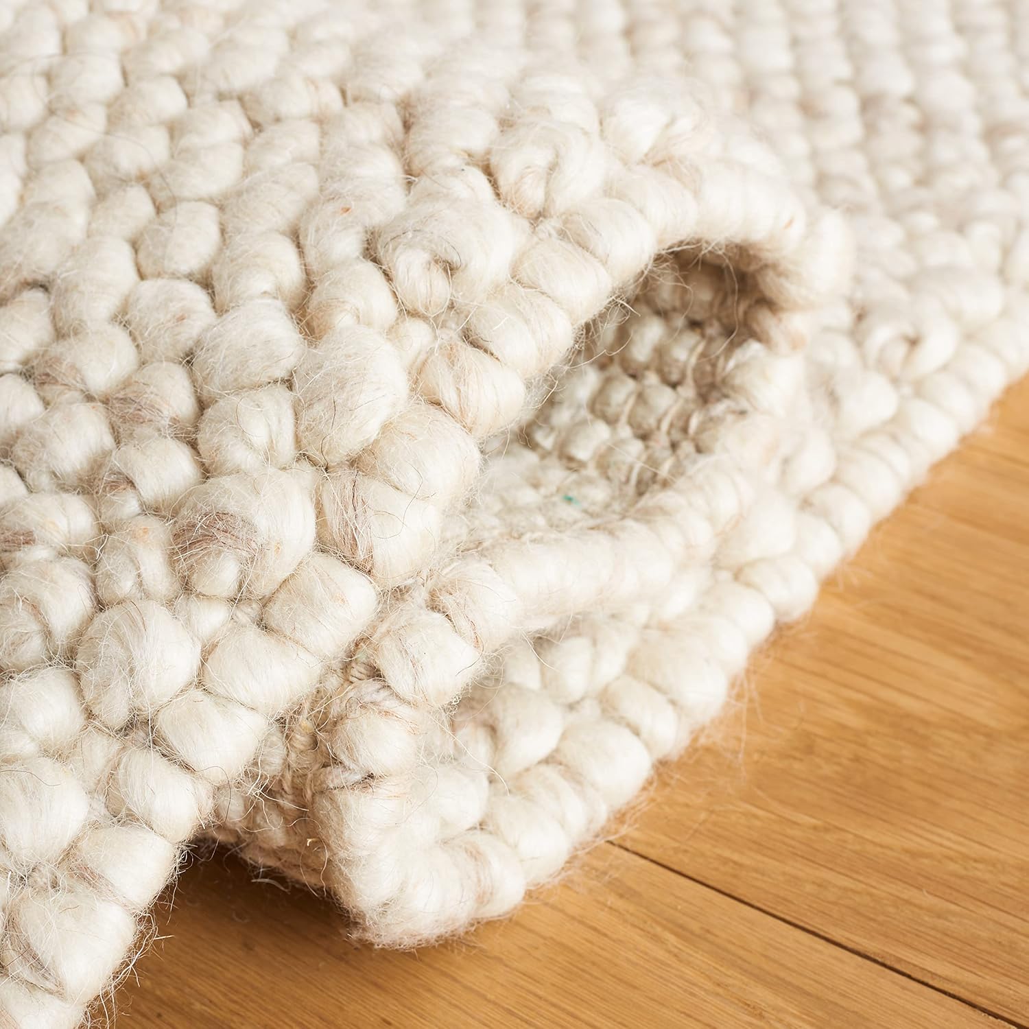 SAFAVIEH Area Rug 5x8 - Natura Collection - Beige & Ivory, Handmade Wool Blend, Textured Design, Ideal for Living Room, Bedroom, Dining Space (NAT425B)