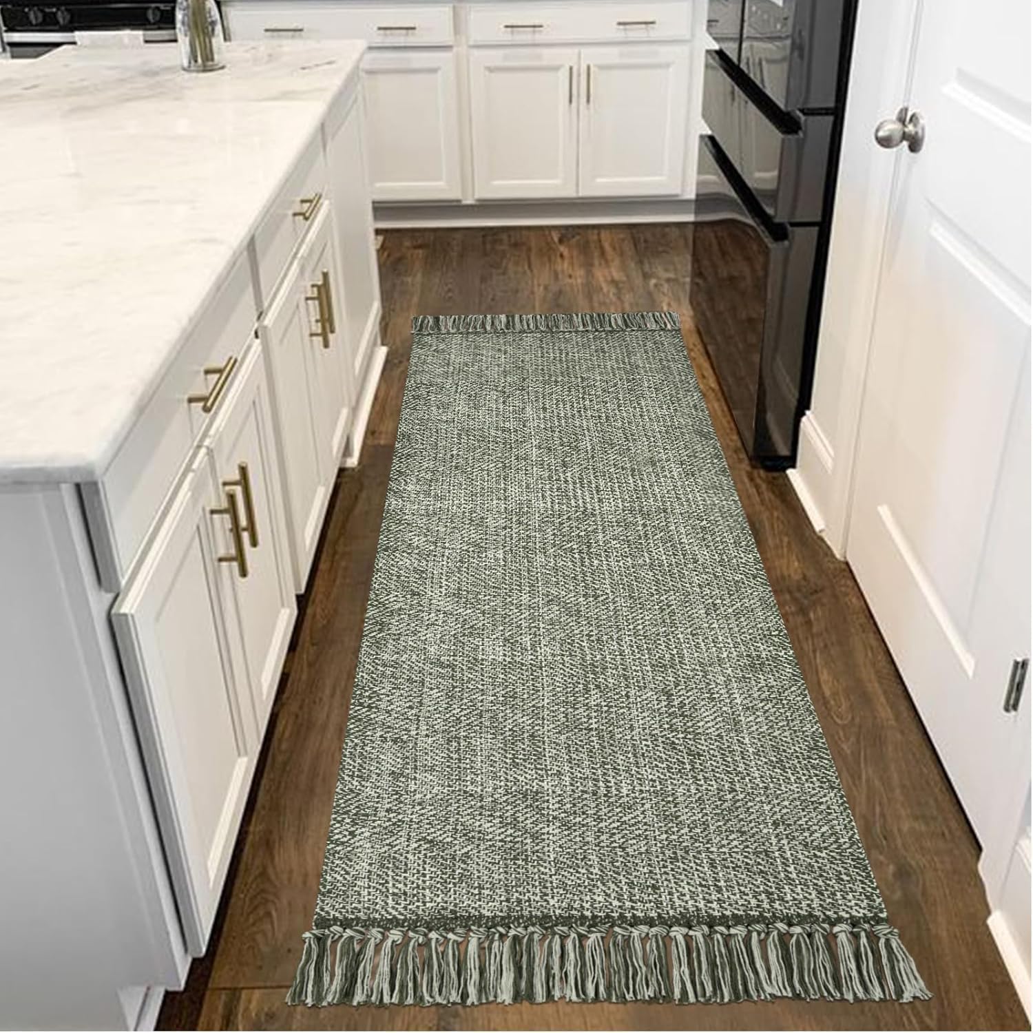 Collive Comfy Area Rug 4' x 6', Tan/Cream Woven Cotton Bedroom Rugs, Modern Indoor Accent Rug Floor Carpet with Tassel for Living Room, Nursery Room, Dining Room, Bedside, Office, Patio Decor