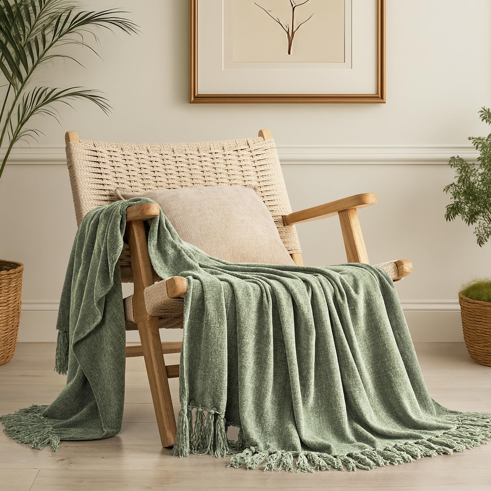 EverGrace Soft Chenille Bed Blanket Queen Size for Bed, Cozy Plush Fuzzy Lightweight Decorative Chenille Knit Throw Blanket with Tassels for Couch Sofa Gift Home Decor, Taupe 90"x90"