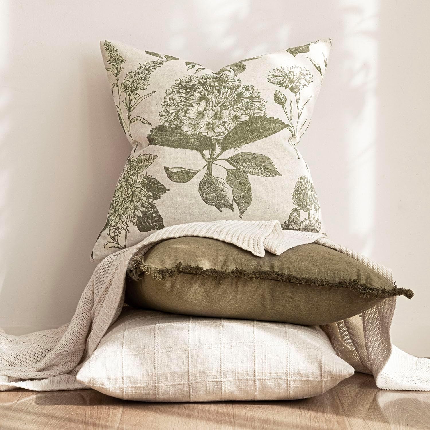 Foindtower Set of 2 Linen Floral Throw Pillow Covers Neutral Vintage Print Decorative Cushion Covers Farmhouse Boho Home Decor for Sofa Chair Couch Bedroom Living Room,22×22 Inch,Sage Green