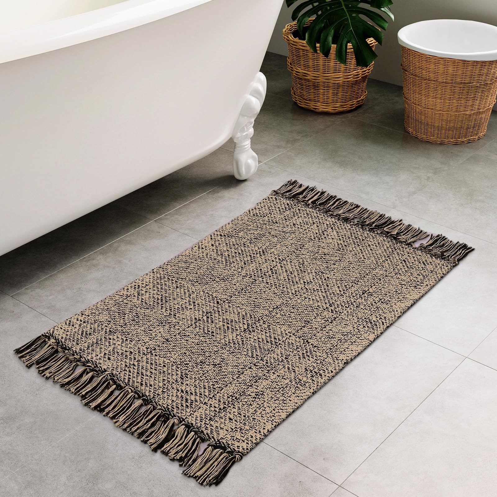 Collive Comfy Area Rug 4' x 6', Tan/Cream Woven Cotton Bedroom Rugs, Modern Indoor Accent Rug Floor Carpet with Tassel for Living Room, Nursery Room, Dining Room, Bedside, Office, Patio Decor