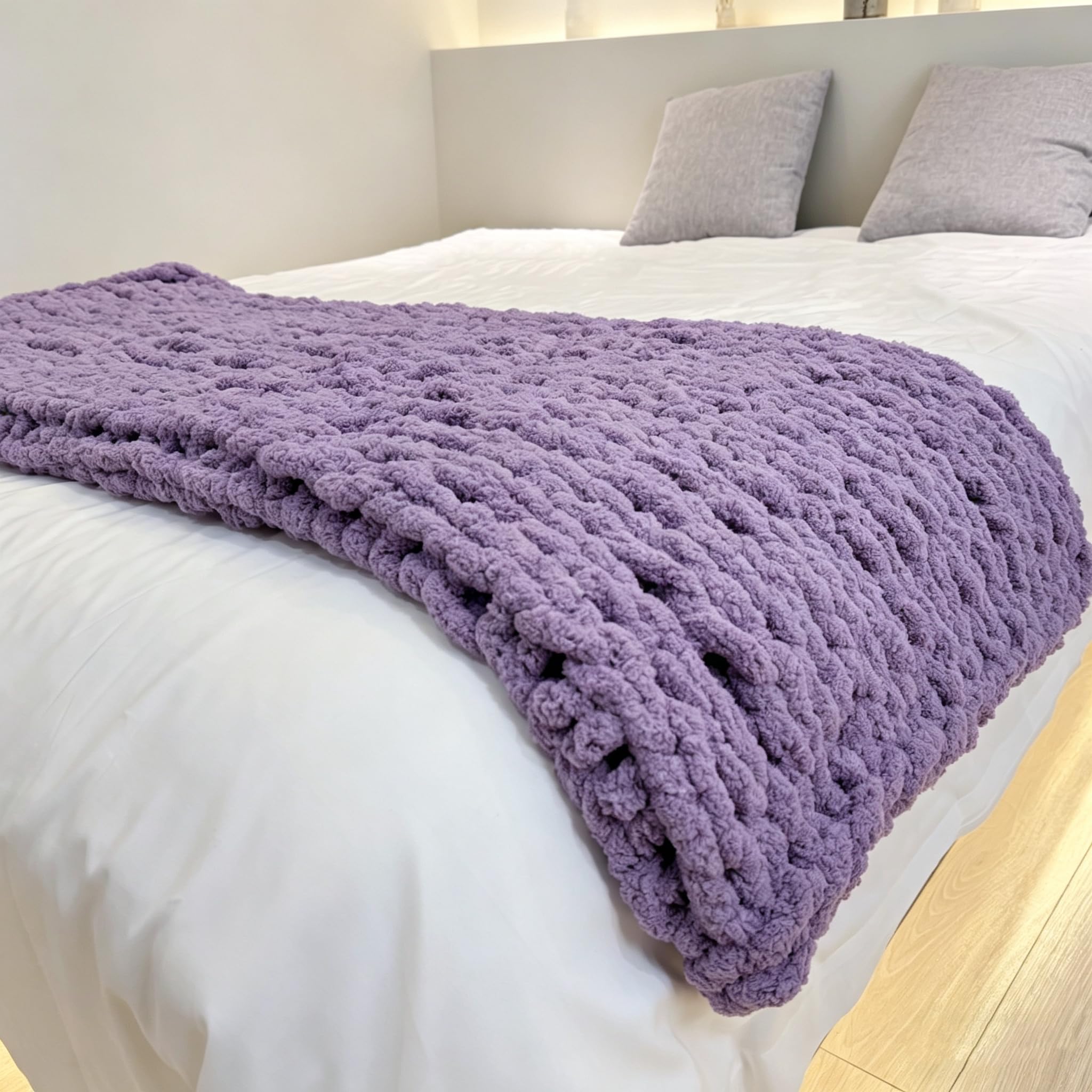 Chunky Knit Throw Blanket 48"*71", Hand Knitted Warm Chenille Blanket, Soft Thick Large Rope Knot Cable Crochet Blankets for Couch Bed Sofa, Ideal (Light Brown)