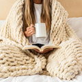 SAMIAH LUXE Chunky Knit Throw Blanket 50x70, Sage Green Chenille Throw Blanket for Couch Bed Sofa, Soft Fluffy Cable Knit Blanket, Oeko-TEX Certified, Machine Washable