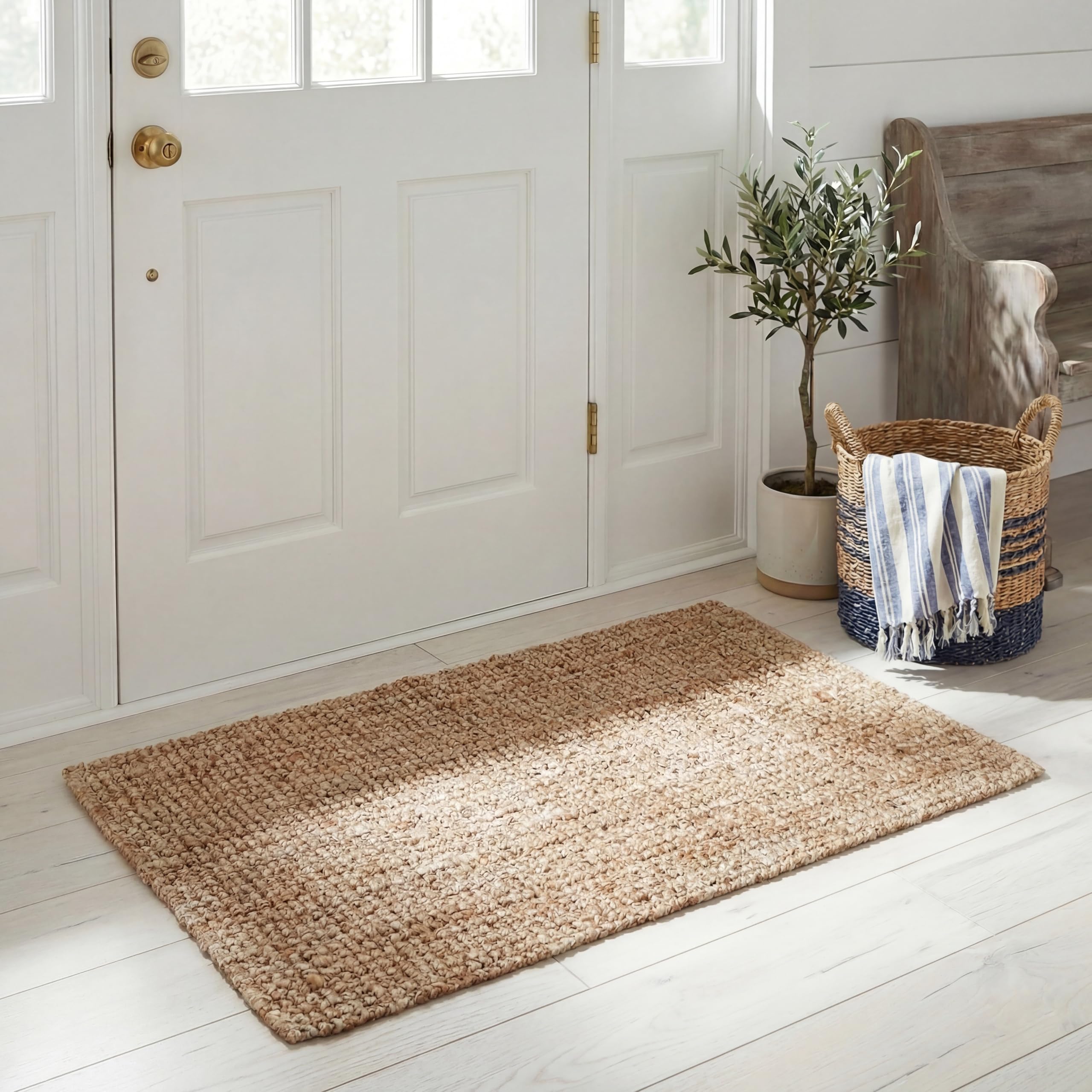 SAFAVIEH Natural Fiber Collection Area Rug - 5' x 7'6", Natural Brown, Handmade Jute, Farmhouse Style, Chunky Textured Thick Pile (NF447A)