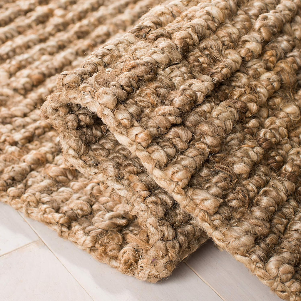 SAFAVIEH Natural Fiber Collection Area Rug - 5' x 7'6", Natural Brown, Handmade Jute, Farmhouse Style, Chunky Textured Thick Pile (NF447A)
