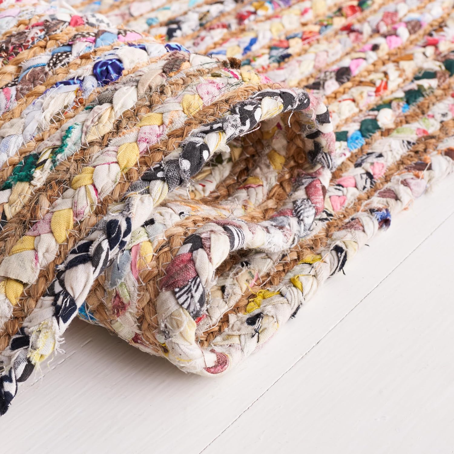 SAFAVIEH Area Rug 4x6 - Cape Cod Collection - Beige & Multi, Handmade Jute & Cotton, Woven Braided Design (CAP202B)