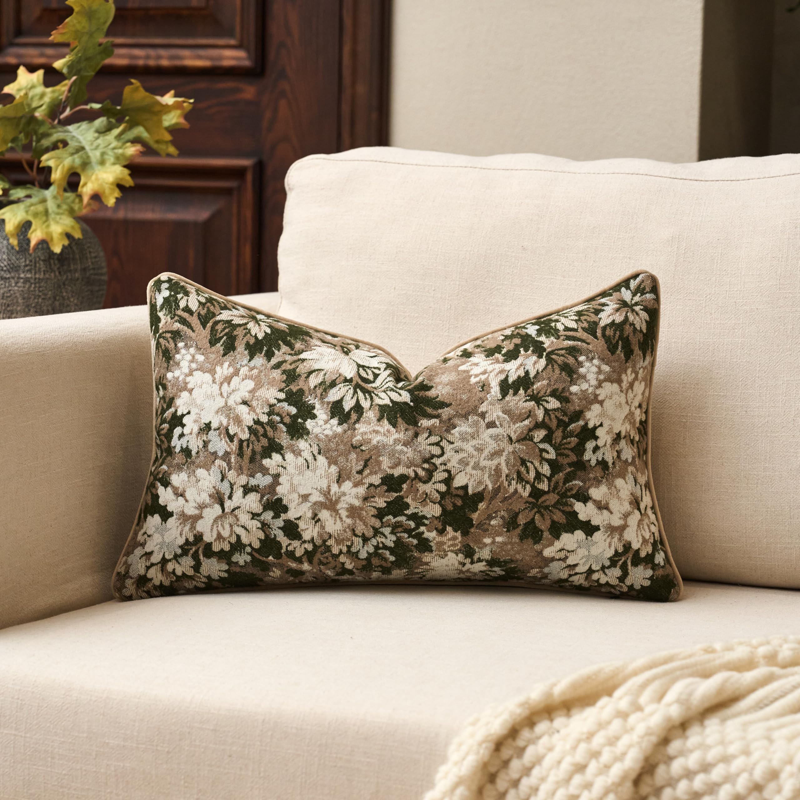 Yangest Neutral Floral Pillow Cover 24 x 24 Inches, Vintage Chenille Square Throw Pillow Cover Soft Decorative Farmhouse Accent Couch Pillow Cover for Living Room Bedroom, Coffee Brown