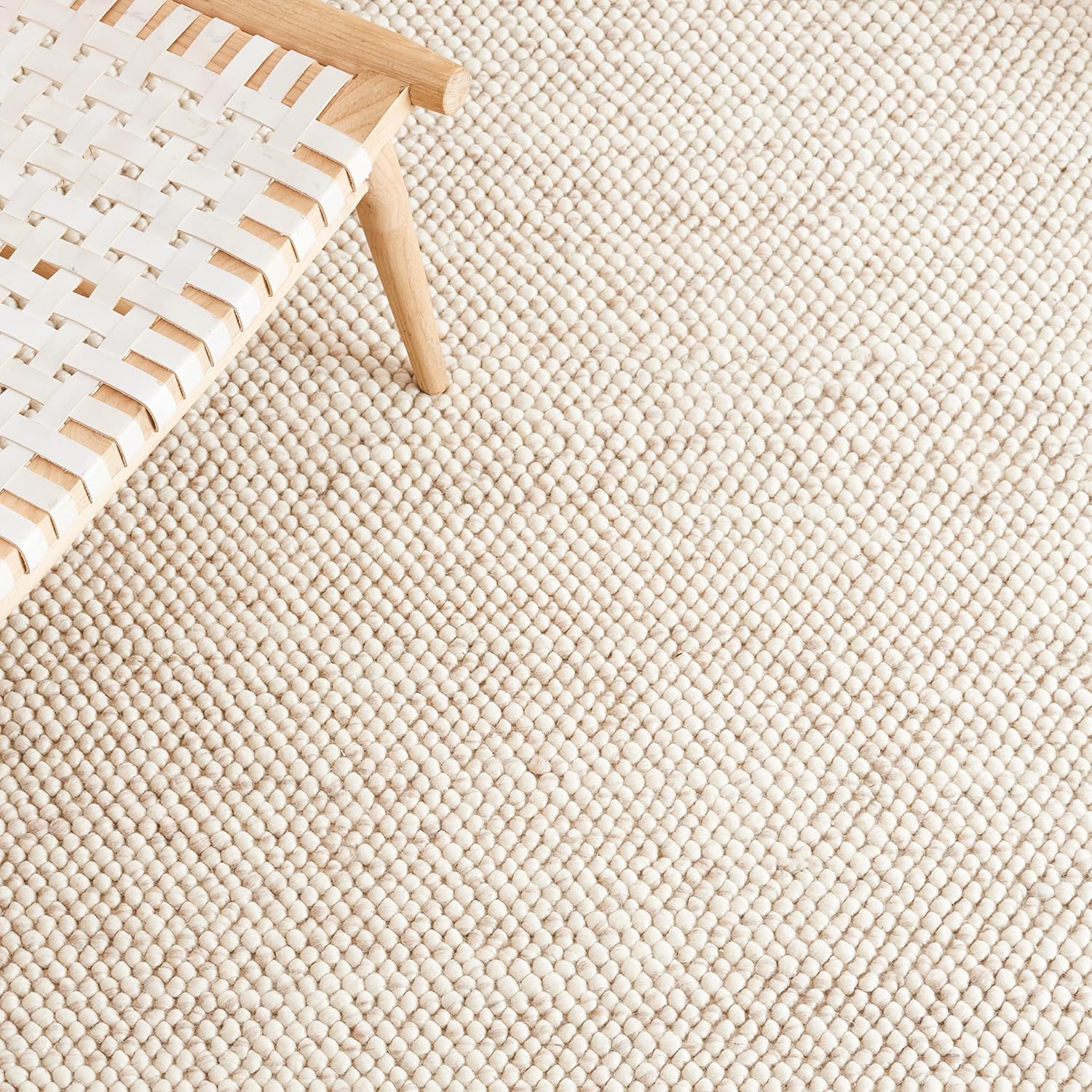 SAFAVIEH Area Rug 5x8 - Natura Collection - Beige & Ivory, Handmade Wool Blend, Textured Design, Ideal for Living Room, Bedroom, Dining Space (NAT425B)