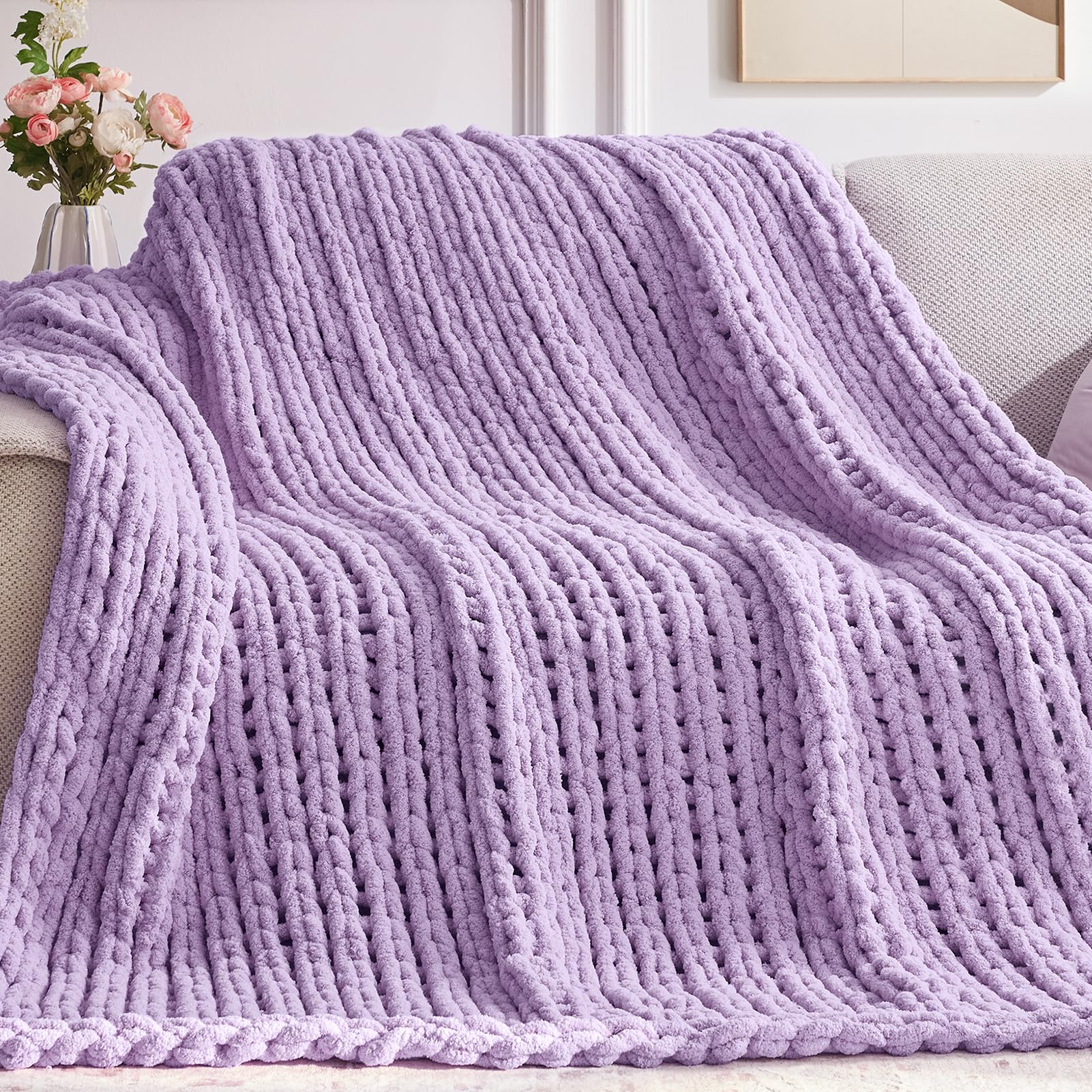 Negwoo Chunky Knit Throw Blanket, 50''*60'' Knitted Throw Chenille Yarn for Bed Couch, Handmade Cream Crochet Big Thick Blanket, Machine Washable Cute Comfy Blanket for Home Decor