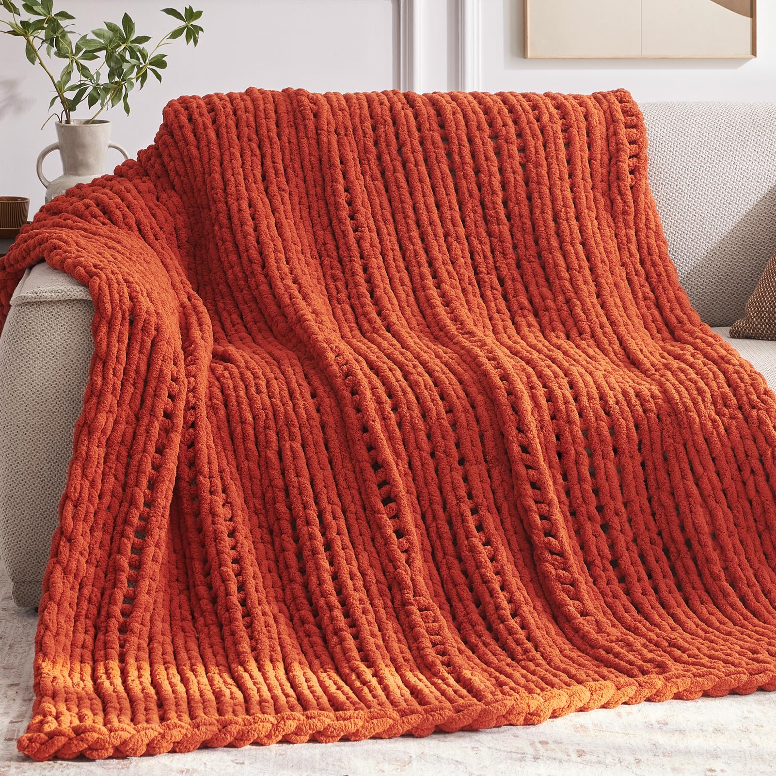 Negwoo Chunky Knit Throw Blanket, 50''*60'' Knitted Throw Chenille Yarn for Bed Couch, Handmade Cream Crochet Big Thick Blanket, Machine Washable Cute Comfy Blanket for Home Decor