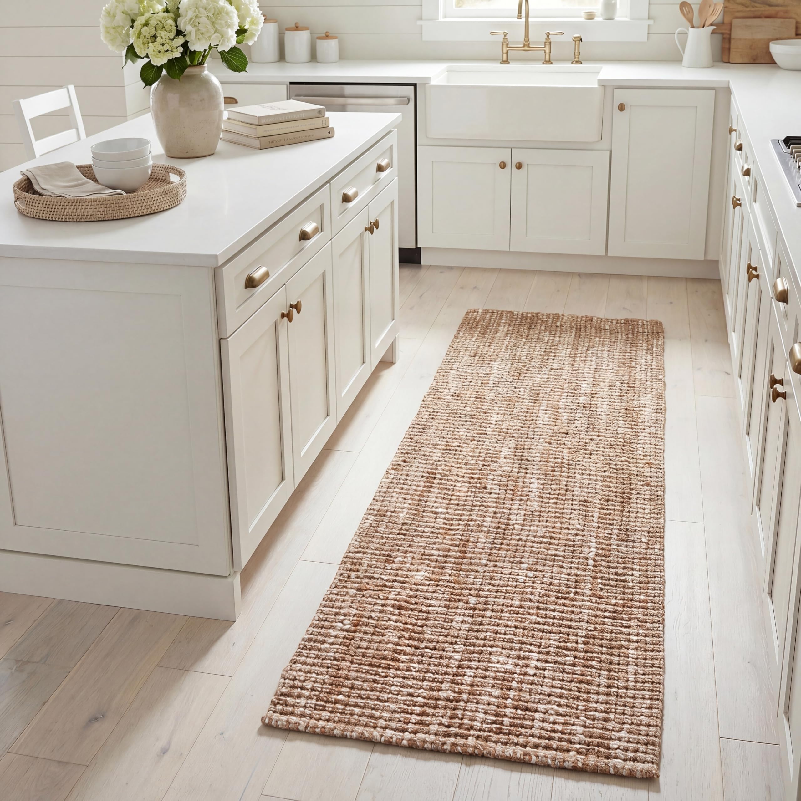 SAFAVIEH Area Rug 8x10 - Natural Fiber Collection - Large - Natural Brown, Handmade Jute, Farmhouse Style, Chunky Textured Thick Pile (NF447A)